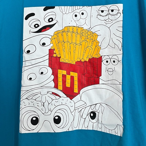 McDonald’s Collector’s Edition Unisex Blue Multi Comic & Fries Graphic Shirt XL - Picture 2 of 4